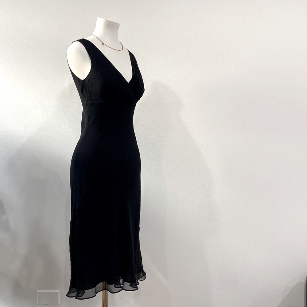 BCBG Max Azria Silk Chiffon Sleeveless Knee Lenght Dress